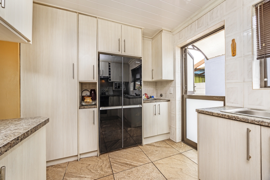 3 Bedroom Property for Sale in Bonnie Brae Western Cape